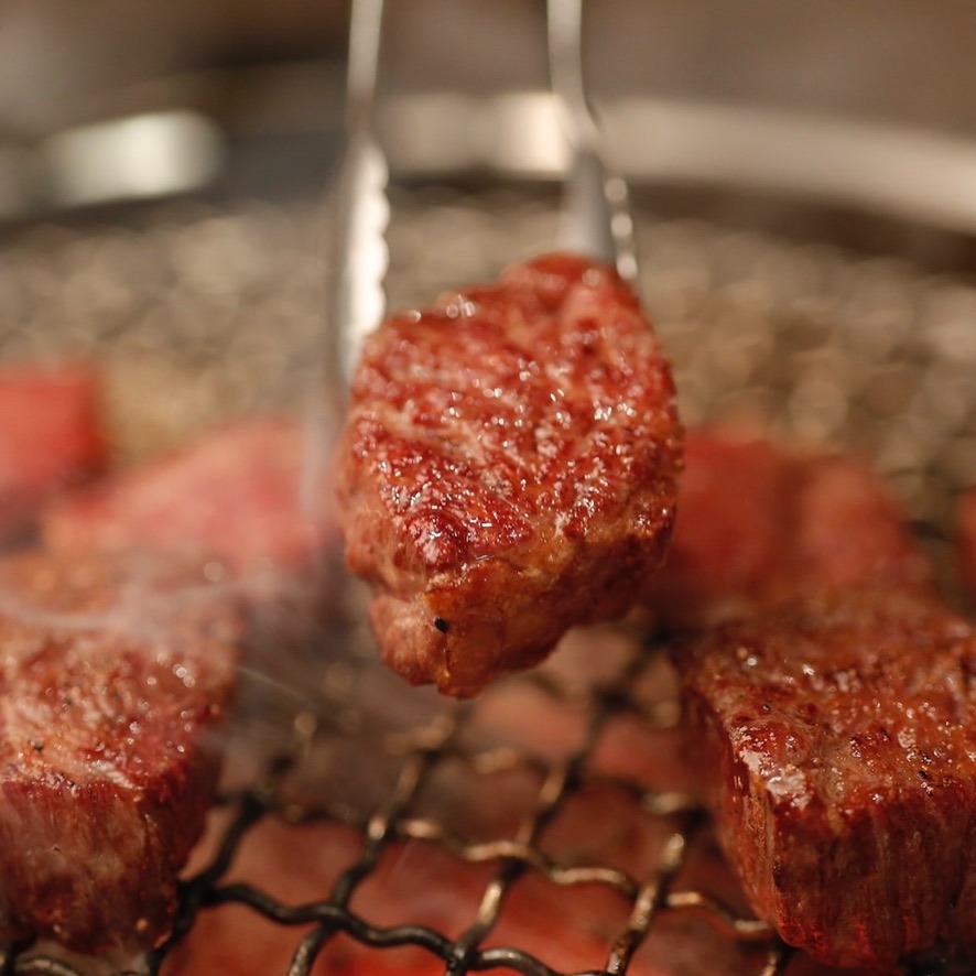 黒5 炭火で焼き上げる極上のハラミ