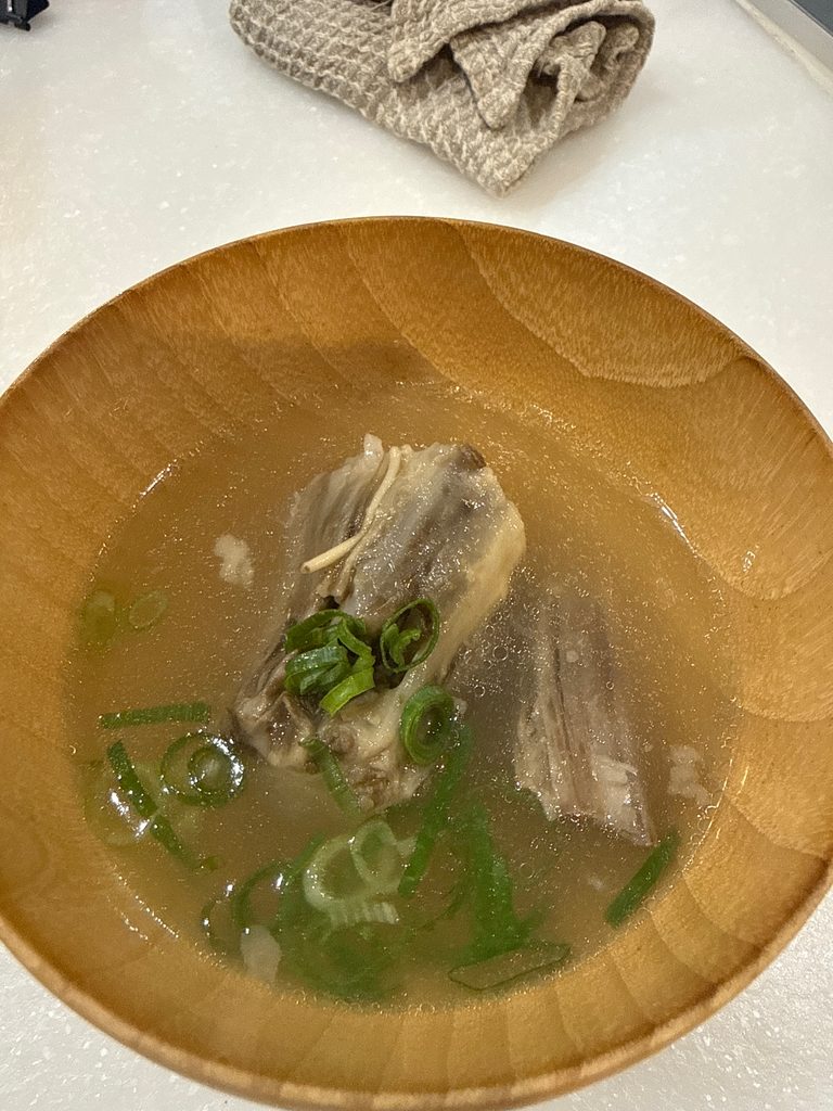Ox Tail Cleaning